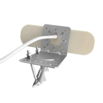 Small-sized portable broadband log-periodic directional antenna 700-2700mhz